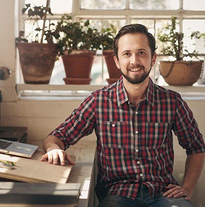 foto joven empresario prospera ideación