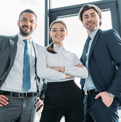 foto joven empresario prospera ideación