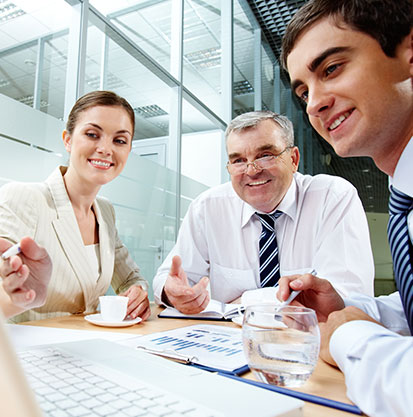 foto joven empresario prospera ideación