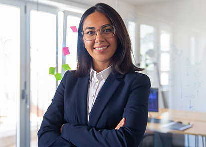 foto joven empresario prospera ideación