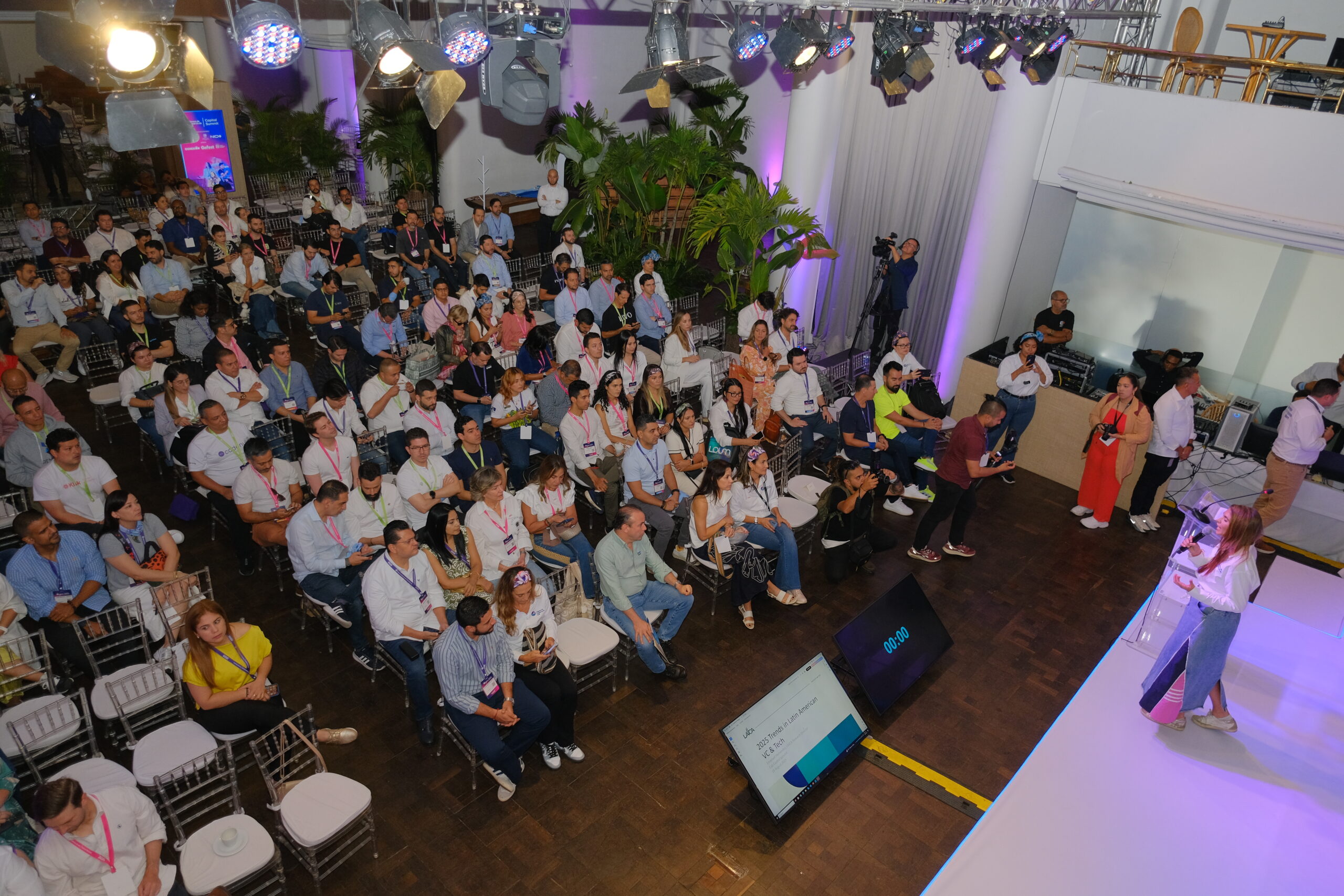 StartupBlink